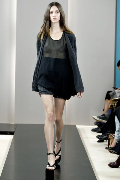 Look 24